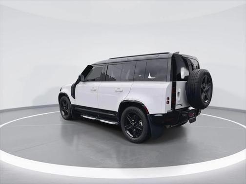2023 Land Rover Defender 110 X-Dynamic SE