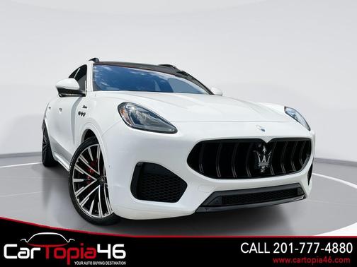 Bianco 2023 Maserati Grecale Modena