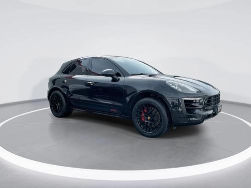 2017 Porsche Macan GTS