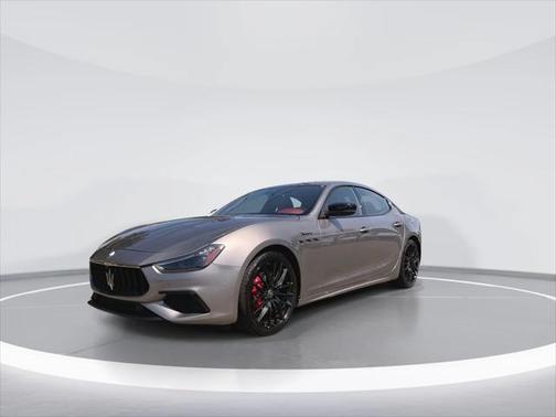 2022 Maserati Ghibli Modena Q4