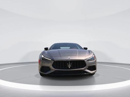 2022 Maserati Ghibli Modena Q4