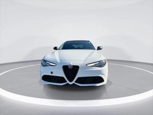 2022 Alfa Romeo Giulia Ti