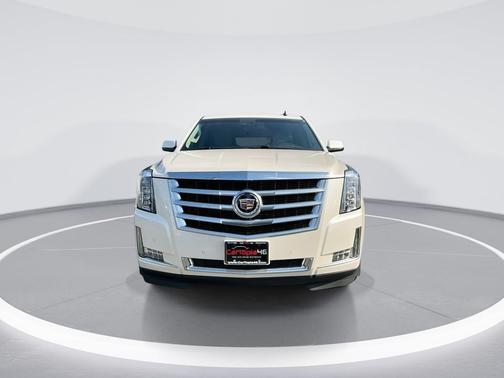White Diamond Tricoat 2015 Cadillac Escalade Luxury