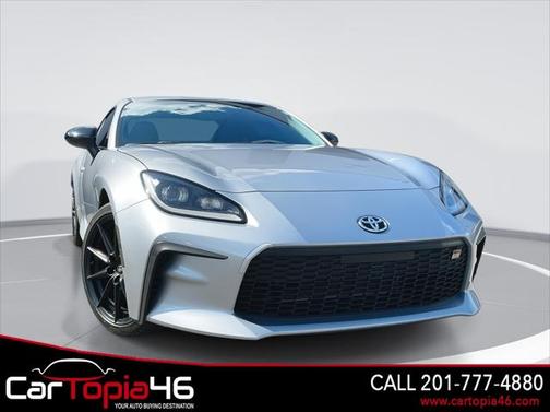 2024 Toyota GR86 Premium