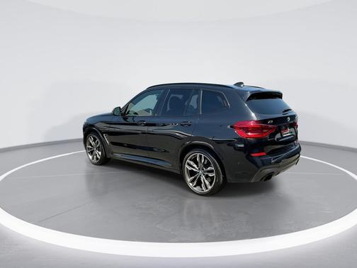 Black Sapphire Metallic 2018 BMW X3 M40i