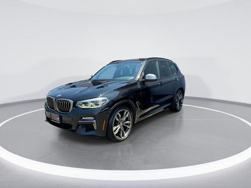 Black Sapphire Metallic 2018 BMW X3 M40i