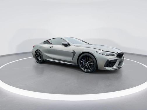 2020 BMW M8 