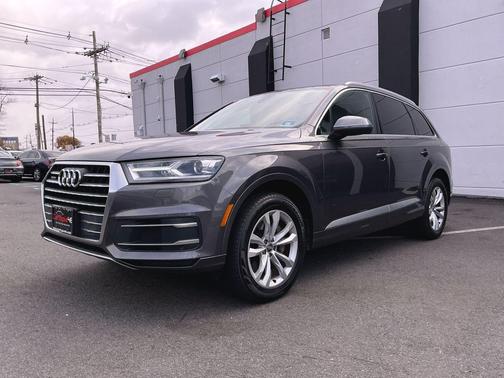 2019 Audi Q7 45 Premium