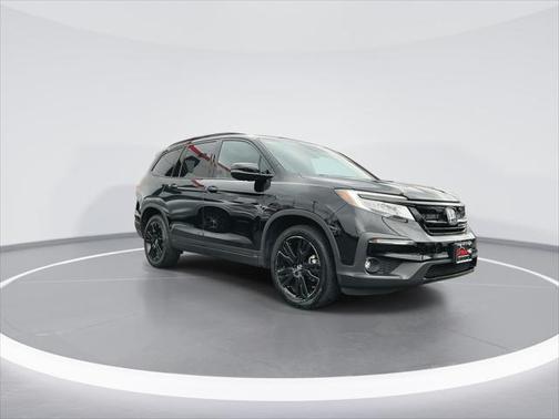 2022 Honda Pilot AWD Black Edition