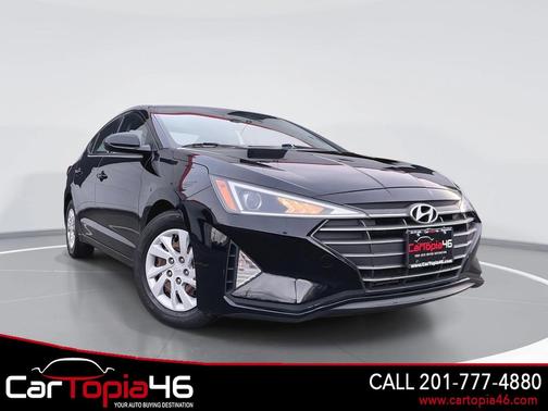 2020 Hyundai ELANTRA SE