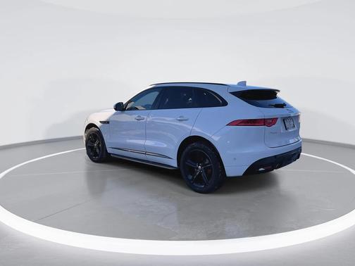 2018 Jaguar F-PACE S