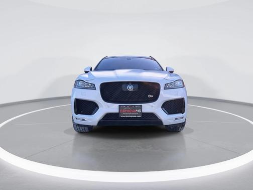 2018 Jaguar F-PACE S