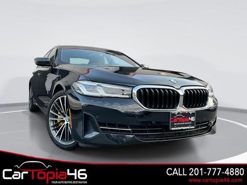 Black Sapphire Metallic 2023 BMW 540 i xDrive