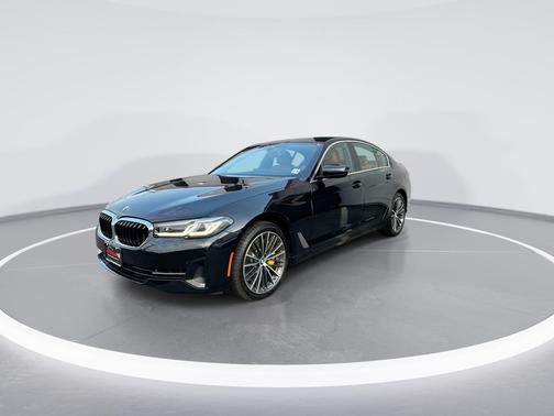Black Sapphire Metallic 2023 BMW 540 i xDrive