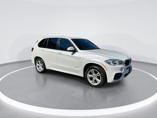 White 2017 BMW X5 xDrive35i