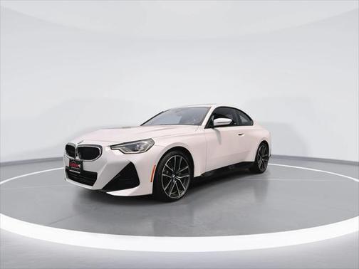 2023 BMW 230 i xDrive
