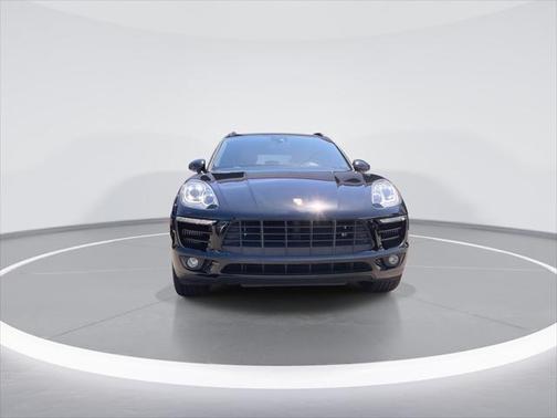 2018 Porsche Macan Base