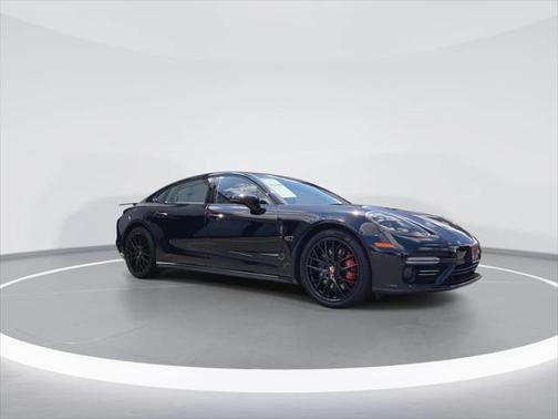 2018 Porsche Panamera Turbo Executive