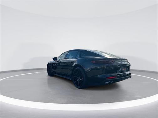 2018 Porsche Panamera Turbo Executive