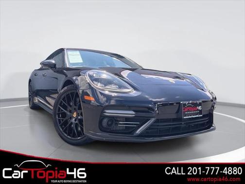 2018 Porsche Panamera Turbo Executive