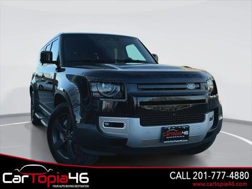 2023 Land Rover Defender 130 SE