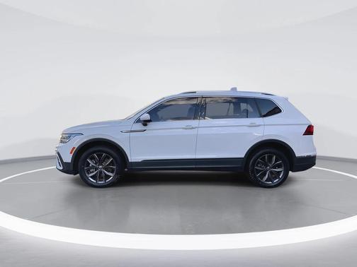 2022 Volkswagen Tiguan 2.0T SE 4MOTION