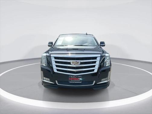 2018 Cadillac Escalade Luxury