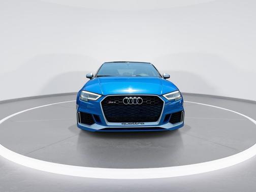 Ara Blue Crystal 2018 Audi RS 3 2.5T