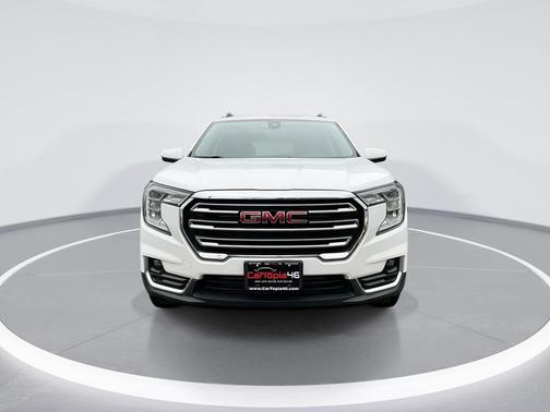 Summit White 2023 GMC Terrain SLT