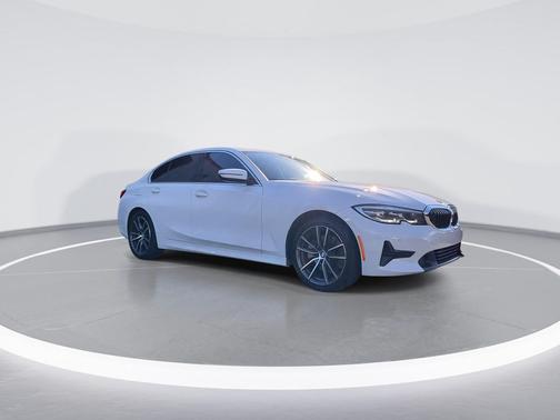 2019 BMW 330 