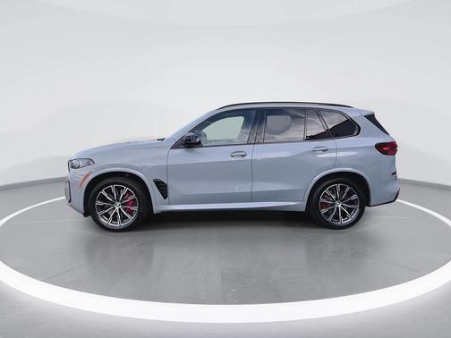 2024 BMW X5 M60i