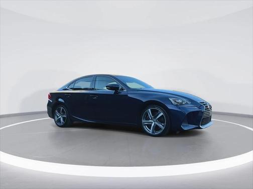 2018 Lexus IS 300 Base