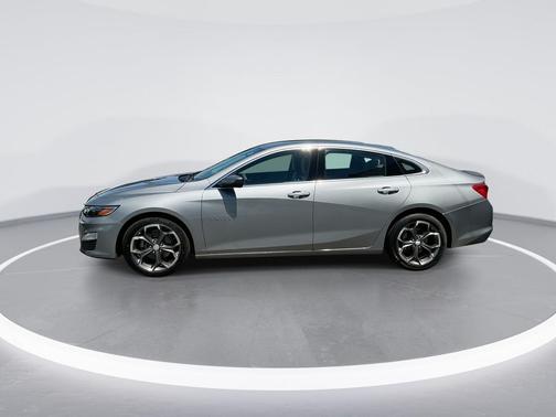 Sterling Gray Metallic 2023 Chevrolet Malibu FWD 1LT