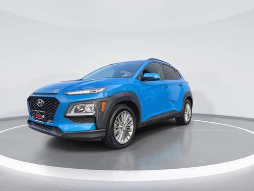 2020 Hyundai KONA SEL