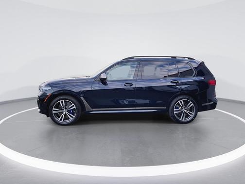 2020 BMW X7 M50i