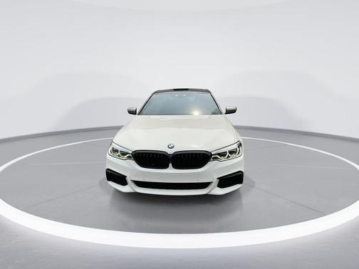 Alpine White 2020 BMW M550 i Xdrive