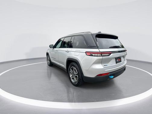 2024 Jeep Grand Cherokee 4xe Trailhawk