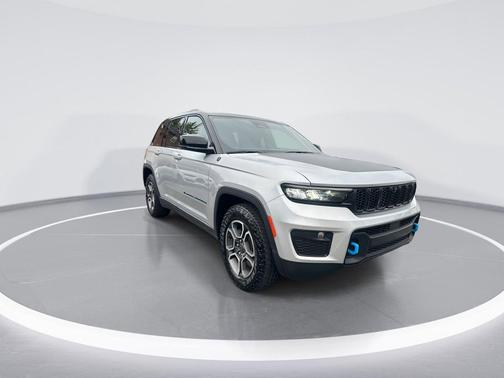 2024 Jeep Grand Cherokee 4xe Trailhawk