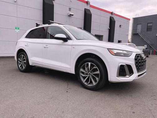 2024 Audi Q5 45 S line Premium Plus