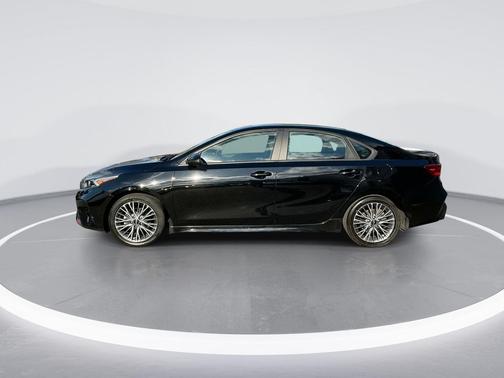 Aurora Black 2023 Kia Forte GT-Line