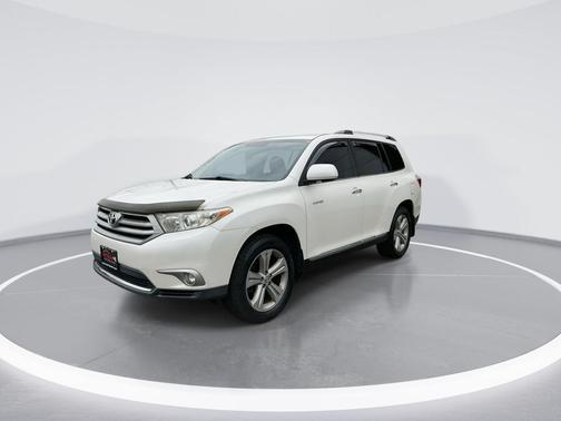 Blizzard Pearl 2013 Toyota Highlander Limited