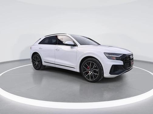 2020 Audi Q8 55 Premium