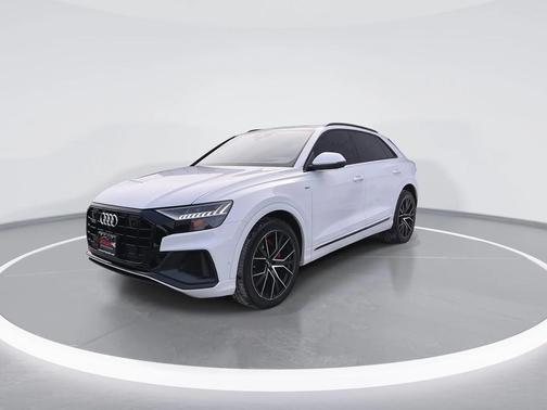 2020 Audi Q8 55 Premium