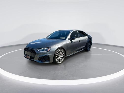 Daytona Gray Pearl Effect 2024 Audi S4 Premium Plus TFSI quattro Tiptronic