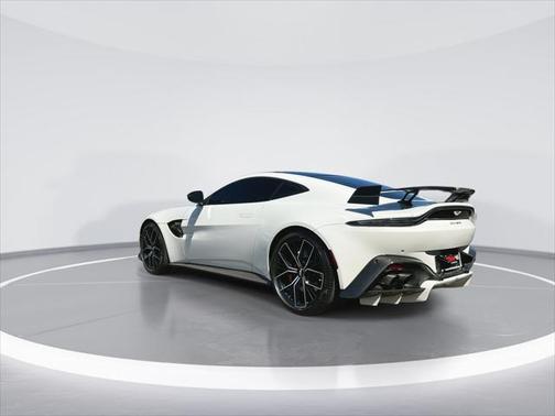 2021 Aston Martin Vantage Automatic
