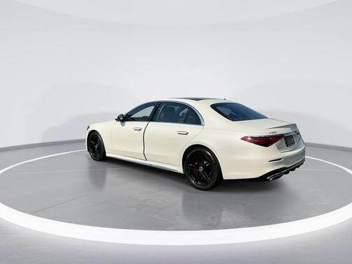 MANUFAKTUR Diamond White 2023 Mercedes-Benz S-Class 4MATIC