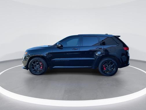 Diamond Black Crystal Pearlcoat 2018 Jeep Grand Cherokee SRT