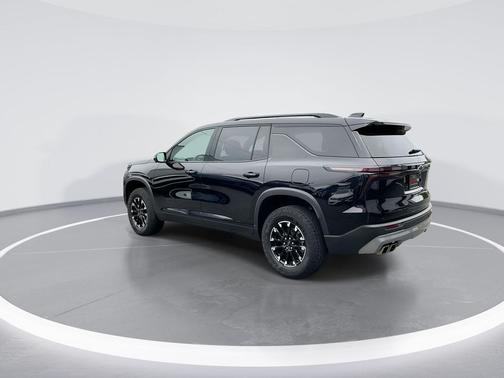 Mosaic Black Metallic 2024 Chevrolet Traverse AWD Z71