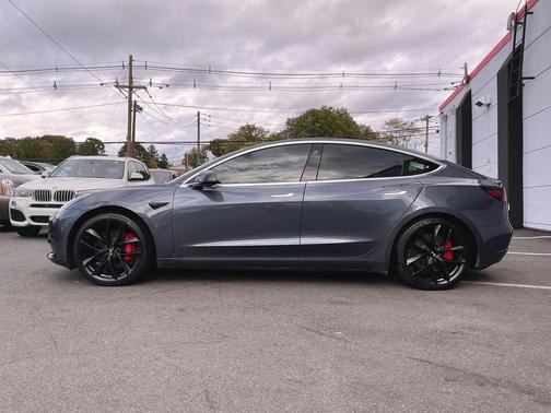2020 Tesla Model 3 Performance