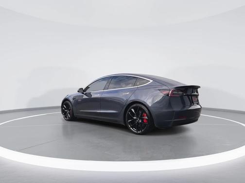 2020 Tesla Model 3 Performance